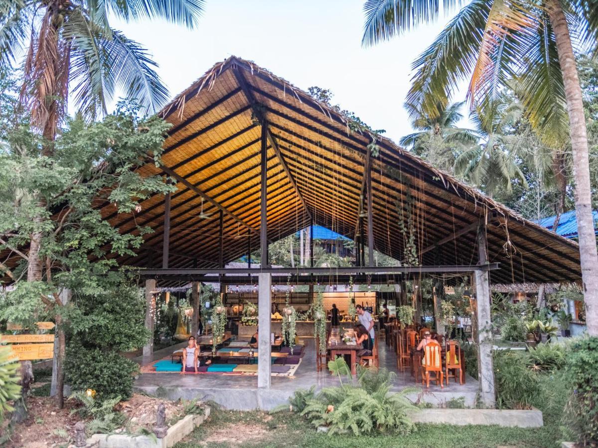 Wonderland Healing Center Hotel Koh Phangan Eksteriør billede